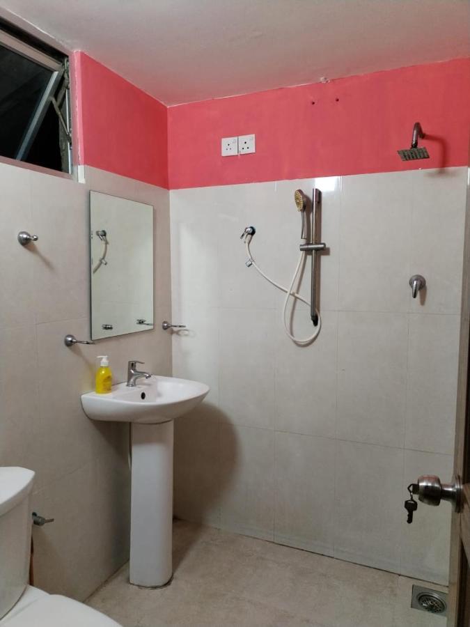 Ambula Food Court Hotel Anuradhapura Kültér fotó