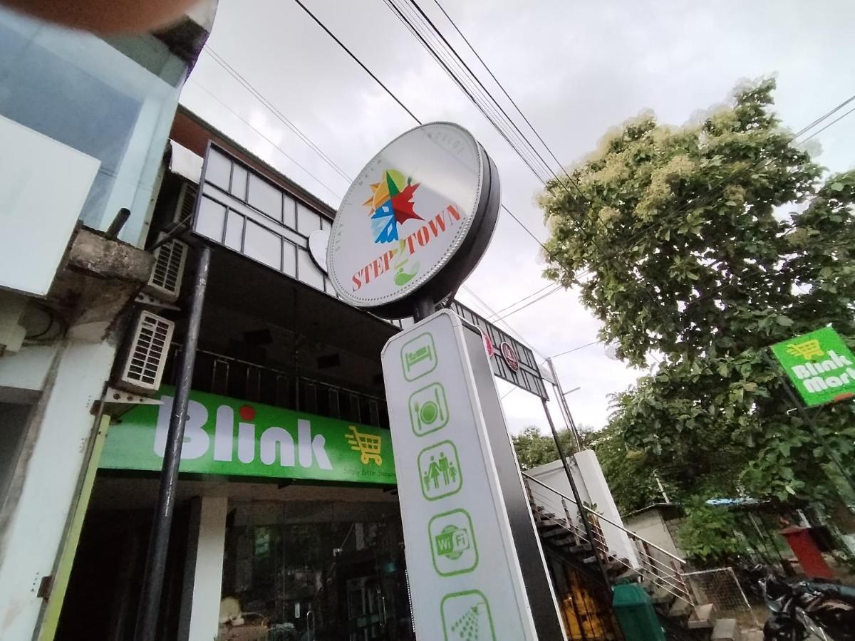 Ambula Food Court Hotel Anuradhapura Kültér fotó